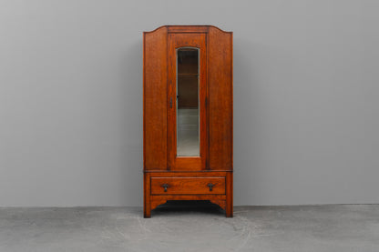 Garderobenschrank / Kleiderschrank im Englischen Stil - um 1900