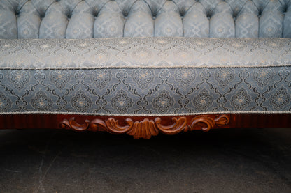 Zweisitzer Sofa im Antik Stil in Buche - zweite Hälfte des 20.Jahrhunderts