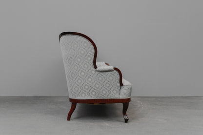 Zweisitzer Sofa im Antik Stil in Buche - zweite Hälfte des 20.Jahrhunderts