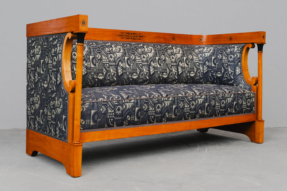 Sofa im Biedermeier Stil in Kirsche - um 1910