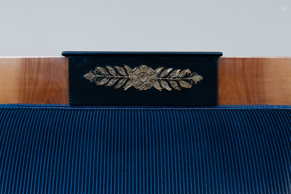 großes Biedermeier Sofa in Kirsche - erste Hälfte des 19.Jahrhunderts