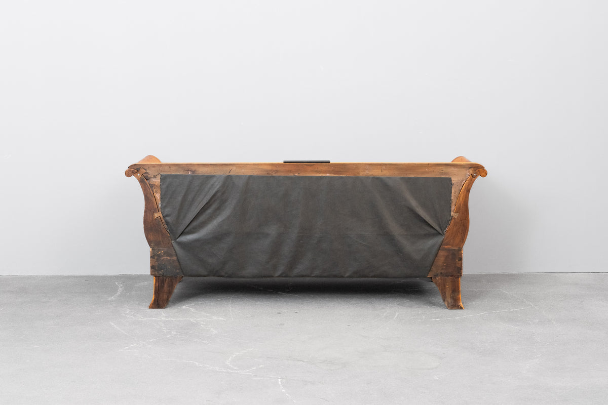 großes Biedermeier Sofa in Kirsche - erste Hälfte des 19.Jahrhunderts