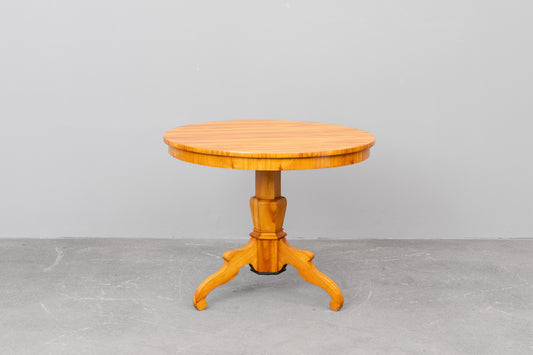 Biedermeier Esstisch in Kirsche - erste Hälfte des 19.Jahrhunderts