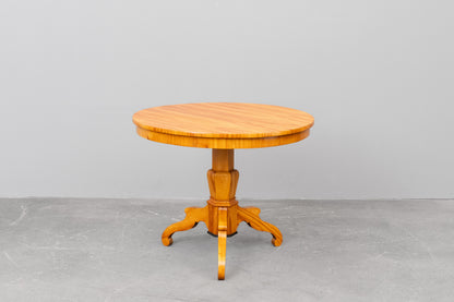 Biedermeier Esstisch in Kirsche - erste Hälfte des 19.Jahrhunderts