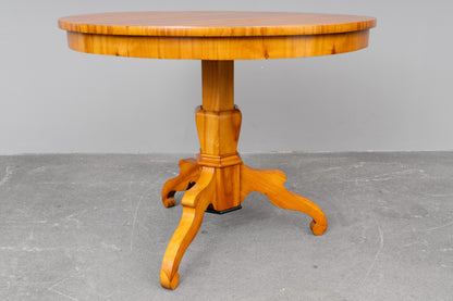 Biedermeier Esstisch in Kirsche - erste Hälfte des 19.Jahrhunderts