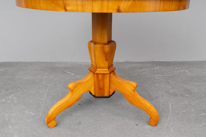 Biedermeier Esstisch in Kirsche - erste Hälfte des 19.Jahrhunderts