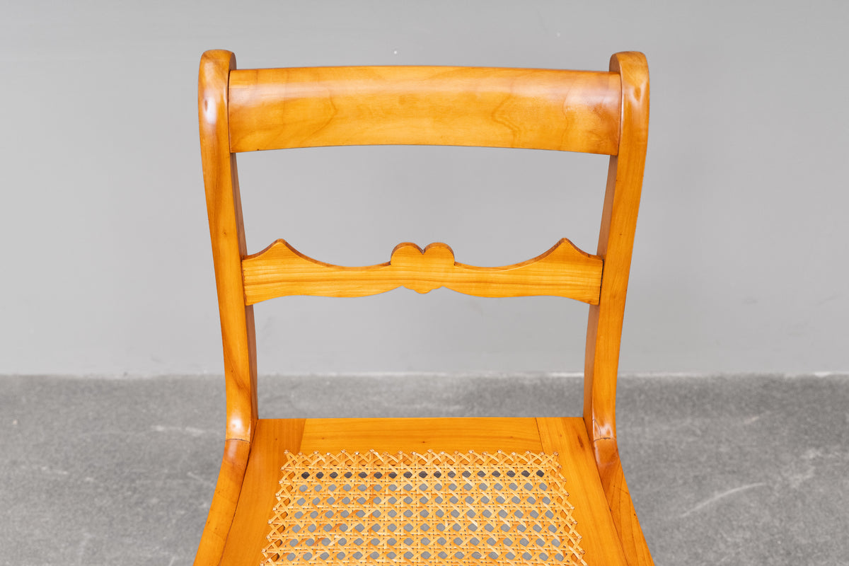 Biedermeier Stuhl in Kirsche - erste Hälfte des 19.Jahrhunderts