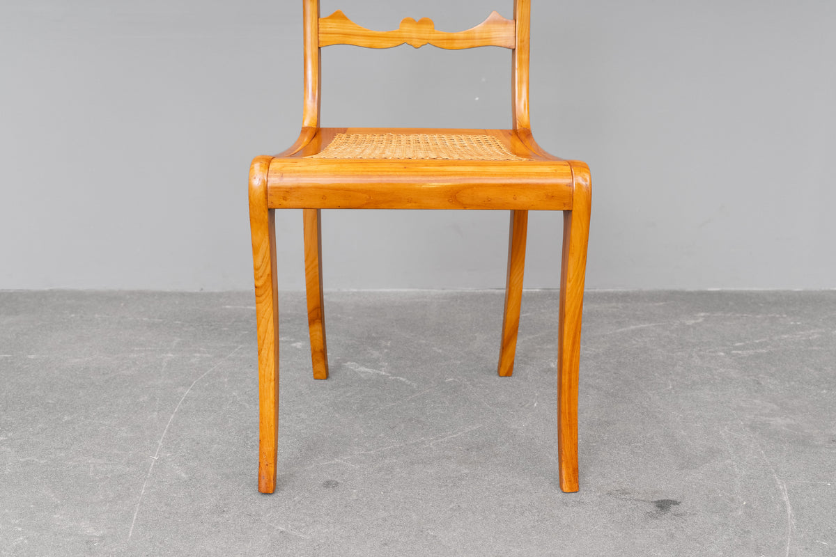Biedermeier Stuhl in Kirsche - erste Hälfte des 19.Jahrhunderts