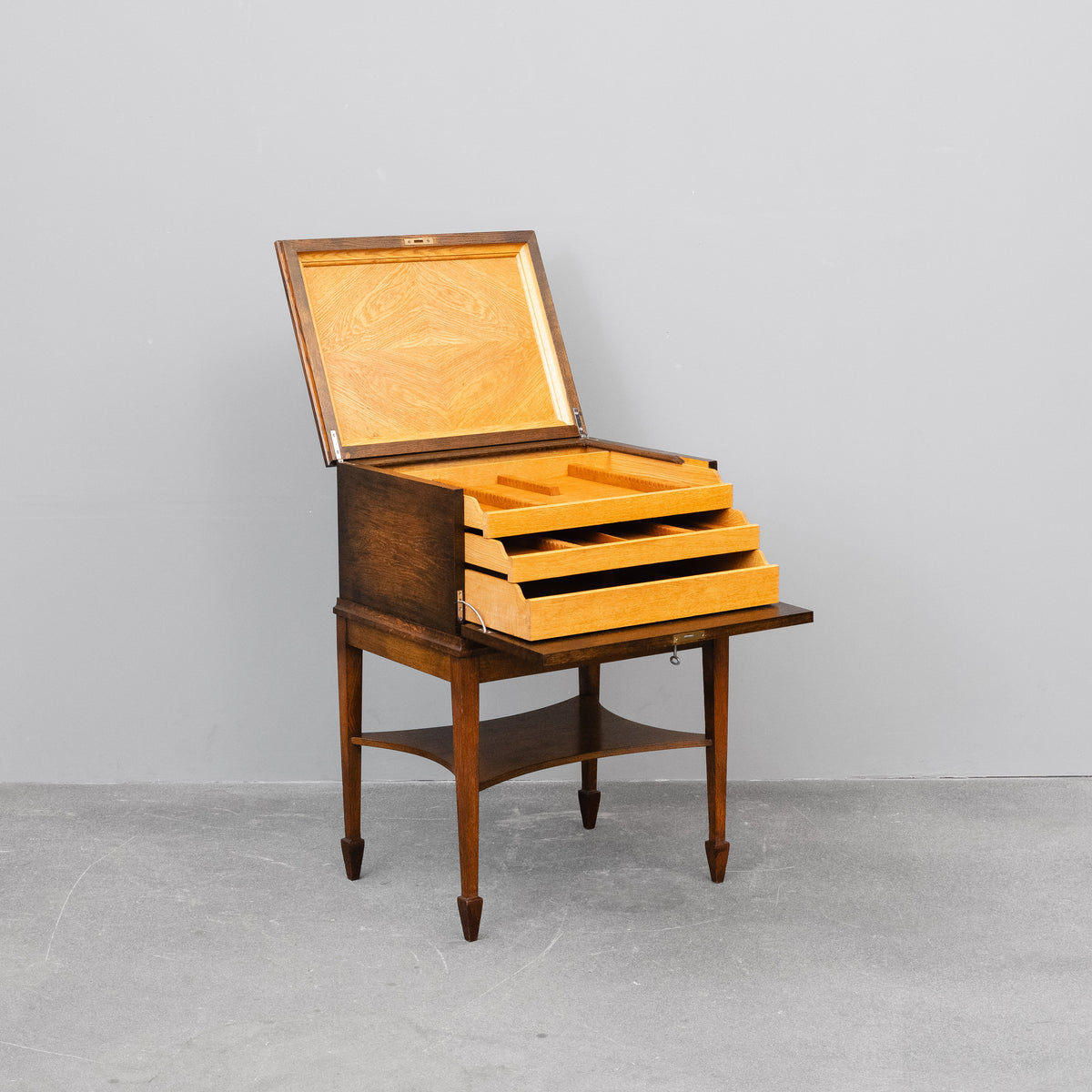 Jugendstil Besteckschrank in Eiche - um 1900