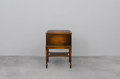 Jugendstil Besteckschrank in Eiche - um 1900