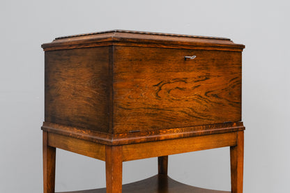 Jugendstil Besteckschrank in Eiche - um 1900