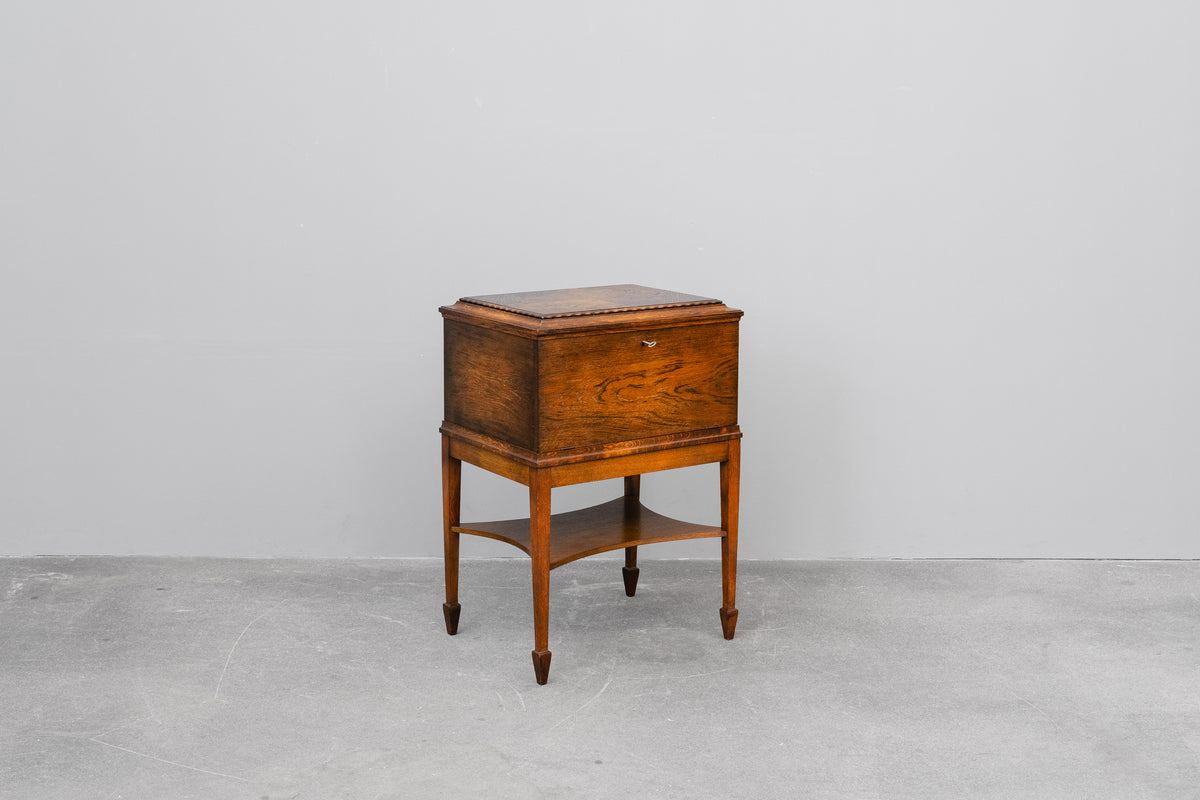 Jugendstil Besteckschrank in Eiche - um 1900