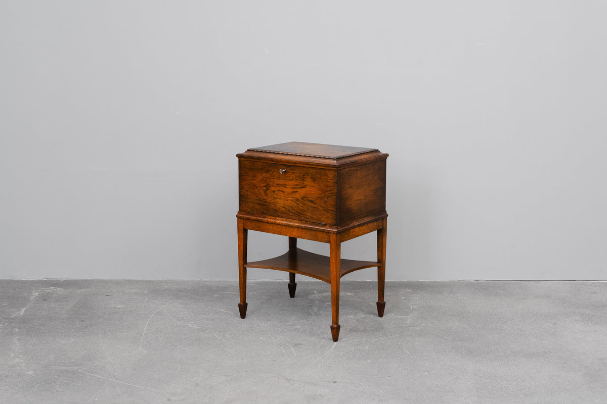 Jugendstil Besteckschrank in Eiche - um 1900