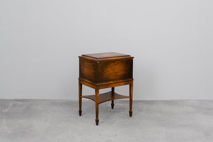 Jugendstil Besteckschrank in Eiche - um 1900
