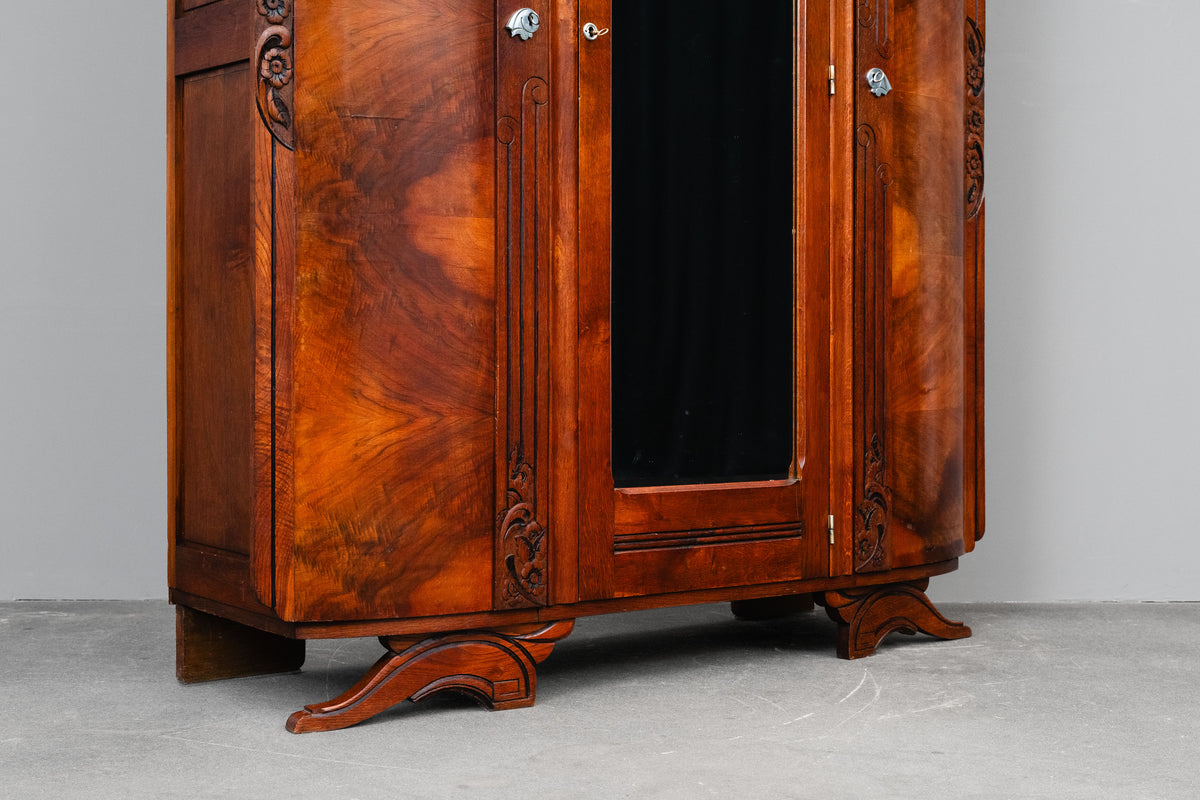 Art Déco Kleiderschrank in Eiche und Nussbaum - 1920er / 1930er Jahre