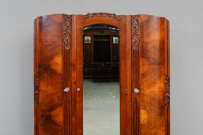 Art Déco Kleiderschrank in Eiche und Nussbaum - 1920er / 1930er Jahre