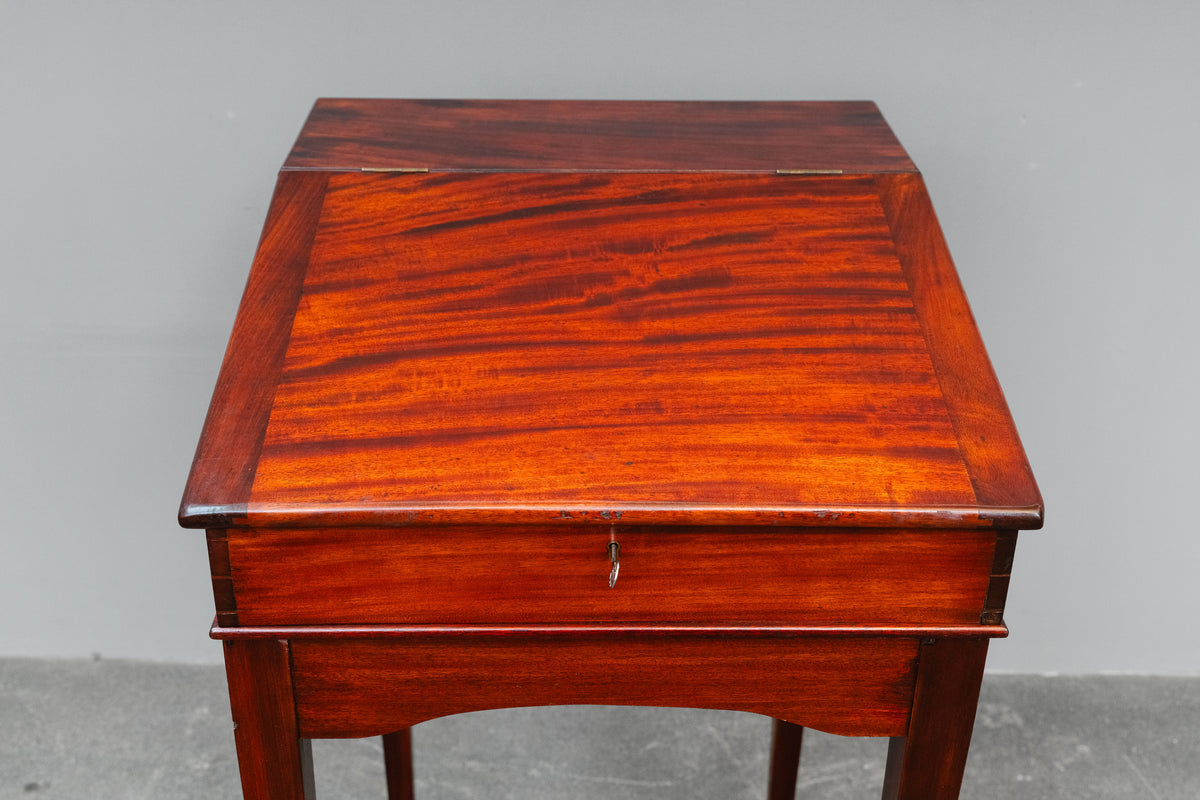 Stehpult im Biedermeier Stil in Mahagoni - Anfang des 20.Jahrhunderts