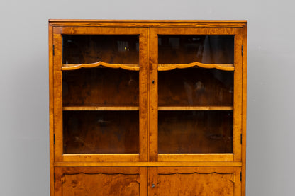 Art Déco Vitrine in Birke - 1920er / 1930er Jahre