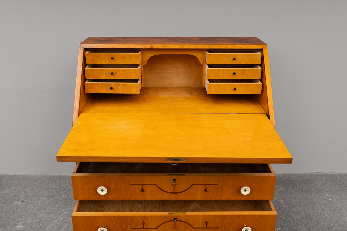 Art Déco Schrägklappen-Sekretär in Birke - 1.Hälfte des 20.Jahrhunderts