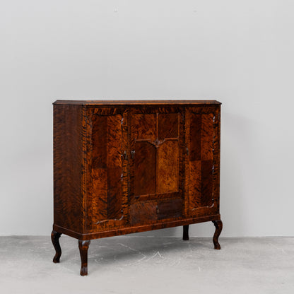 Art Déco Esszimmerschrank in Birke - erste Hälfte des 20.Jahrhunderts