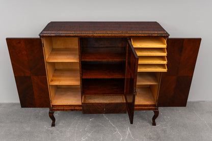 Art Déco Esszimmerschrank in Birke - erste Hälfte des 20.Jahrhunderts