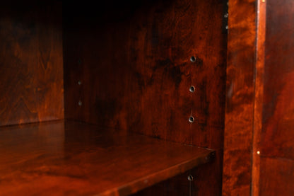 Art Déco Esszimmerschrank in Birke - erste Hälfte des 20.Jahrhunderts
