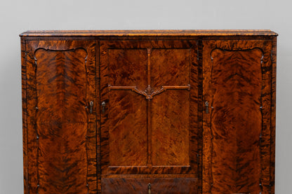 Art Déco Esszimmerschrank in Birke - erste Hälfte des 20.Jahrhunderts