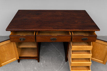 Jugendstil Schreibtisch in Eiche - erste Hälfte des 20.Jahrhunderts