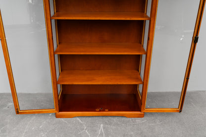 Vitrinenschrank im Biedermeier Stil - Ende des 20.Jahrhunderts