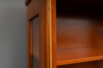 Vitrinenschrank im Biedermeier Stil - Ende des 20.Jahrhunderts