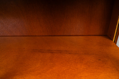 Vitrinenschrank im Biedermeier Stil - Ende des 20.Jahrhunderts