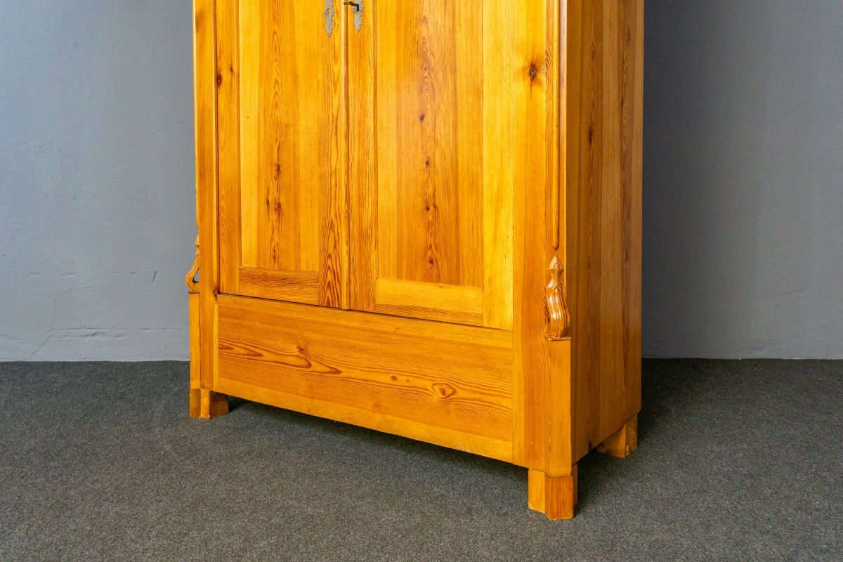 Kleiderschrank Garderobe Schrank Regal Kommode Alt Antik MÖBLINGER 2411_0501