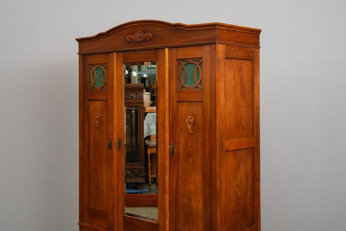 Jugendstil Kleiderschrank in Eiche - Anfang des 20.Jahrhunderts