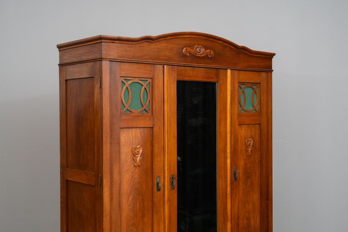 Jugendstil Kleiderschrank in Eiche - Anfang des 20.Jahrhunderts