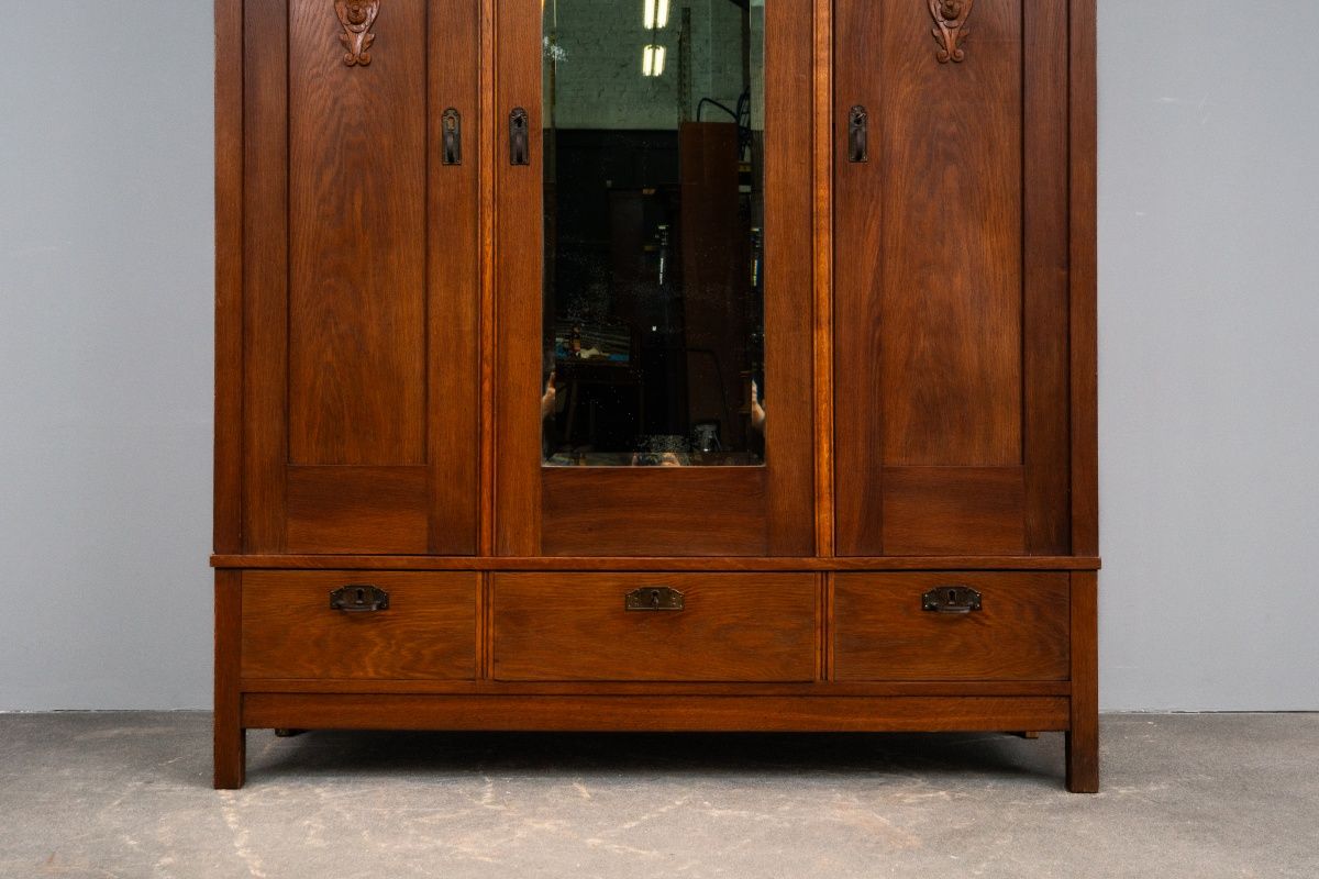 Jugendstil Kleiderschrank in Eiche - Anfang des 20.Jahrhunderts
