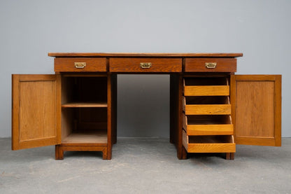 Jugendstil Schreibtisch in Eiche - Anfang des 20.Jahrhunderts
