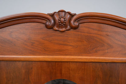 Jugendstil Kleiderschrank in Nussbaum - Anfang des 20.Jahrhunderts