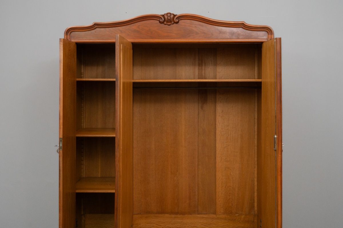 Jugendstil Kleiderschrank in Nussbaum - Anfang des 20.Jahrhunderts