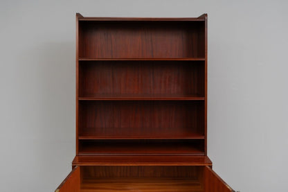 Bücherschrank im klassizistischen Stil - 2.Hälfte des 20.Jahrhunderts