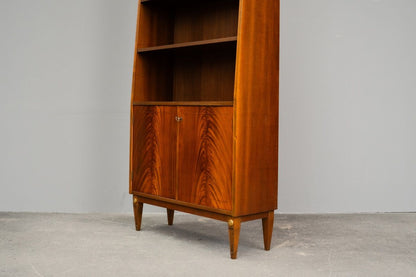 Mid-Century Bücherregal in Mahagoni - Mitte des 20.Jahrhunderts