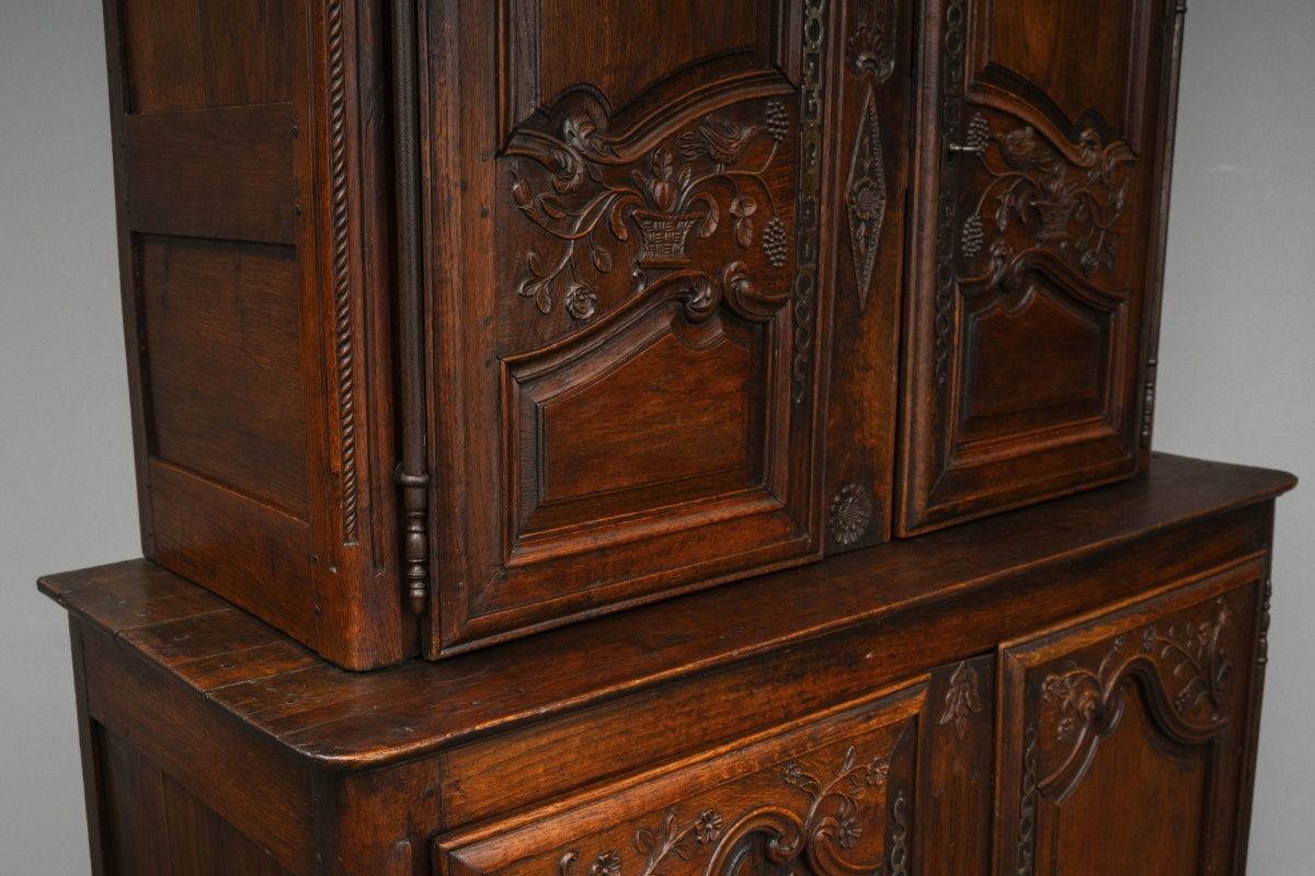 Barock Buffetschrank in Nussbaum - 18.Jahrhundert