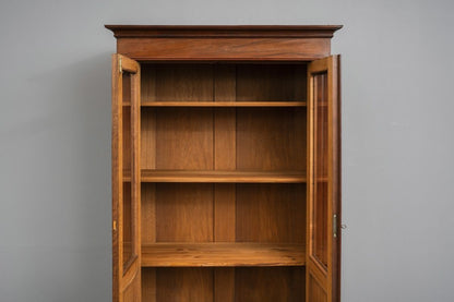 Jugendstil Bücherschrank in Eiche - Anfang des 20.Jahrhunderts