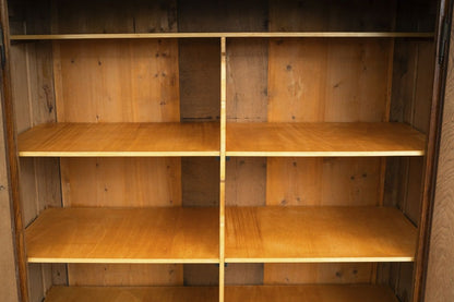Biedermeier Kleiderschrank in Eiche - 1.Hälfte des 19.Jahrhunderts