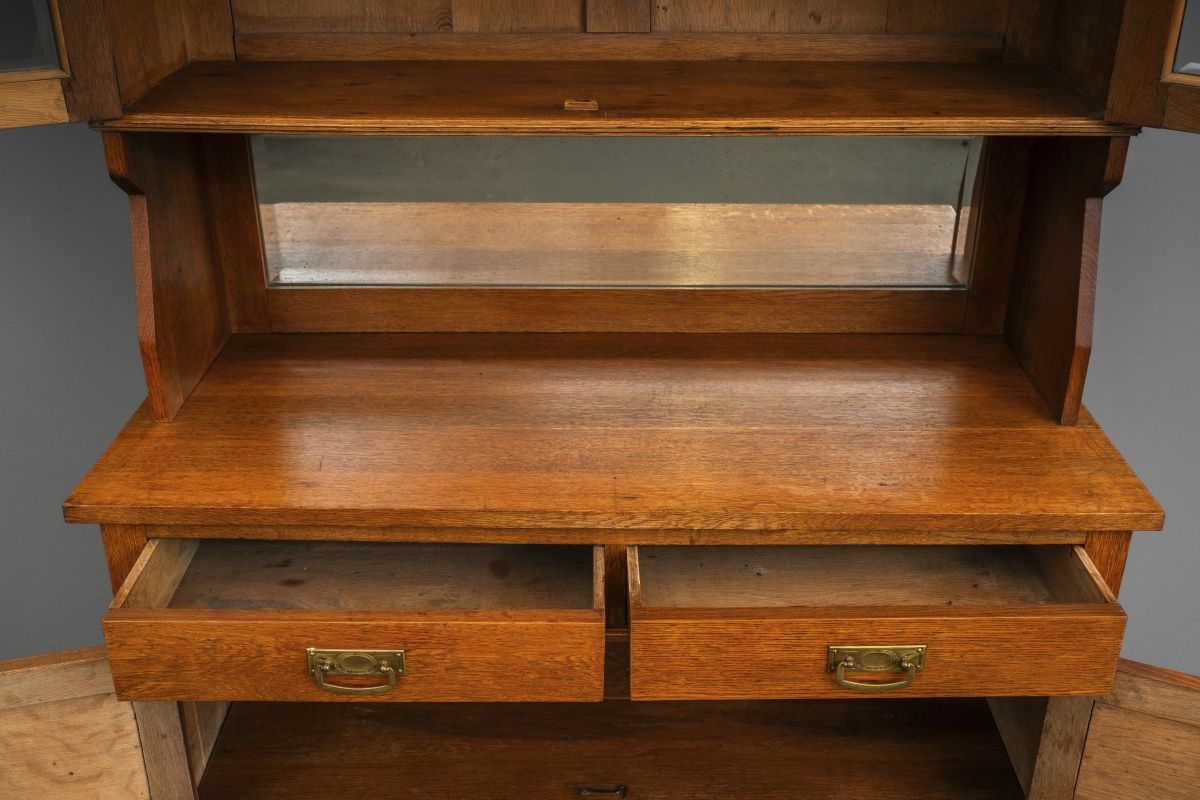Jugendstil Buffetschrank in Eiche - Anfang des 20.Jahrhunderts