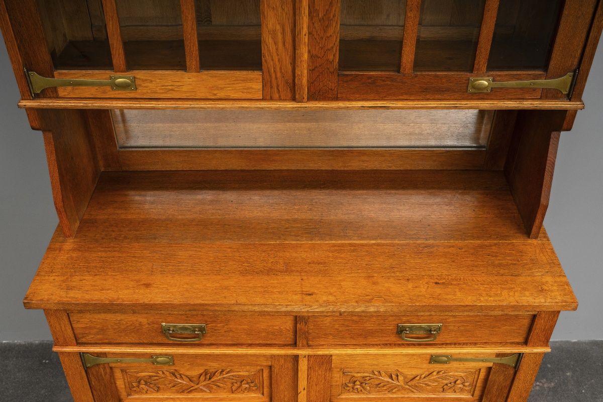 Jugendstil Buffetschrank in Eiche - Anfang des 20.Jahrhunderts