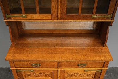 Jugendstil Buffetschrank in Eiche - Anfang des 20.Jahrhunderts