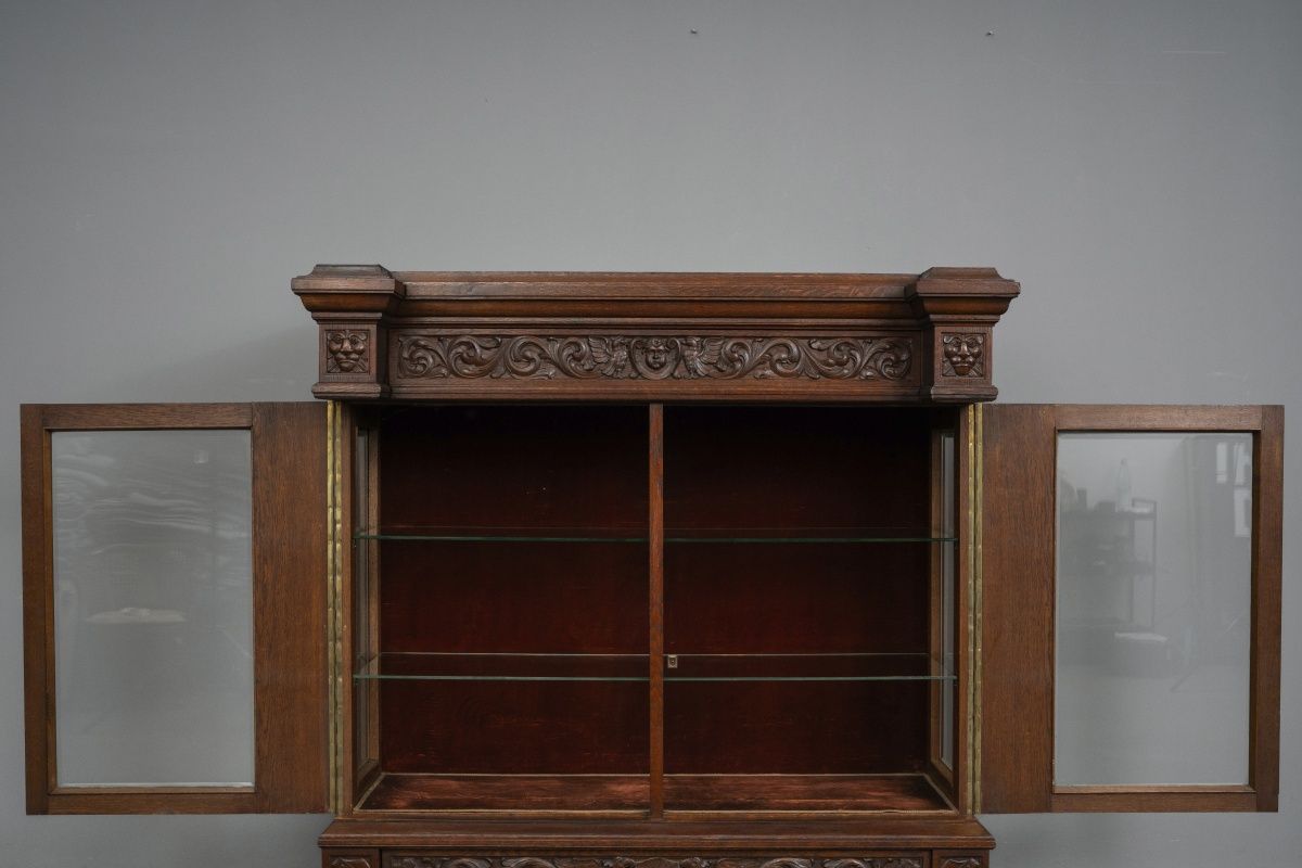 Historismus Vitrinenschrank in Eiche - Ende des 19.Jahrhunderts