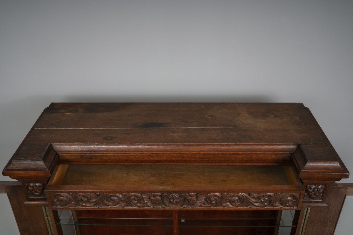 Historismus Vitrinenschrank in Eiche - Ende des 19.Jahrhunderts