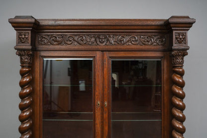 Historismus Vitrinenschrank in Eiche - Ende des 19.Jahrhunderts