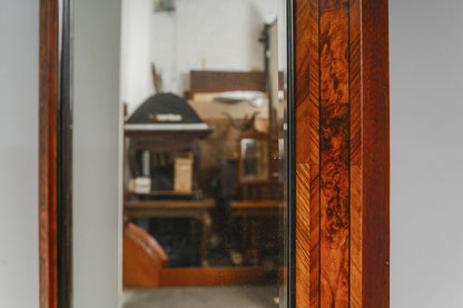 Historismus Wandspiegel in Nussbaum - 2.Hälfte des 19.Jahrhunderts